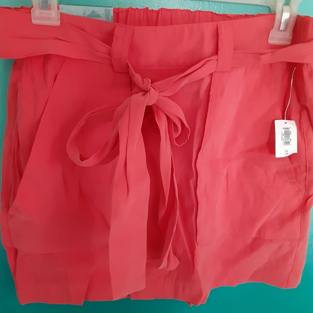Old Navy nwt skirt sz. XS